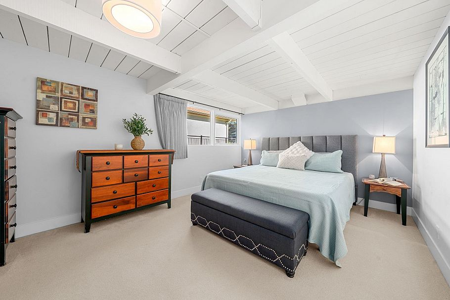 4505 Lions Avenue North Vancouver, BC - 21