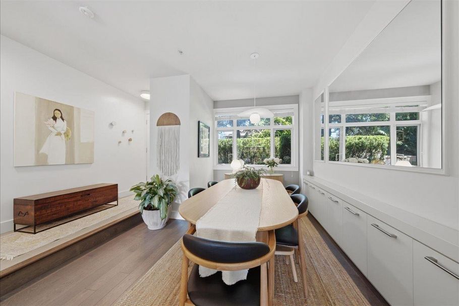 5743 St George Street Vancouver, BC - 6
