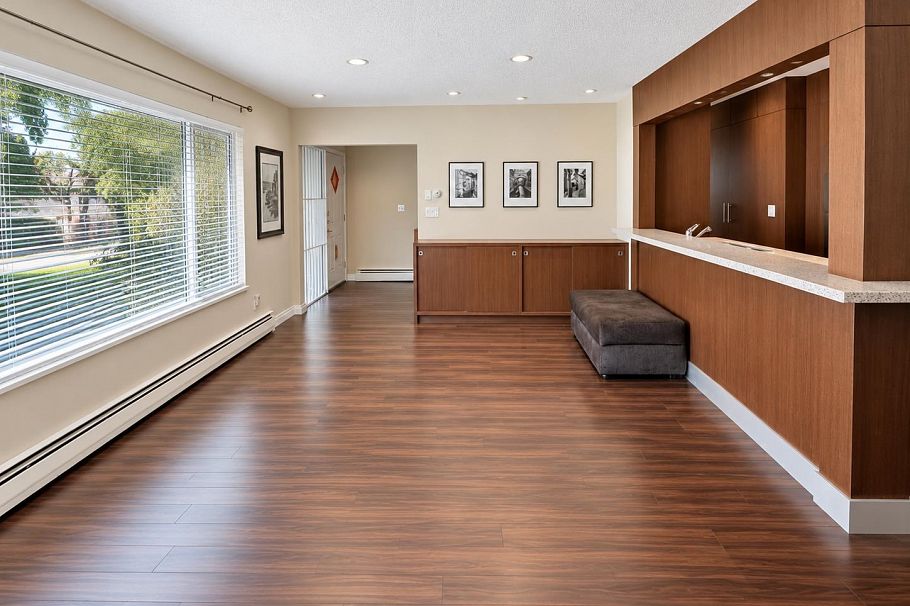 1215 E 48th Avenue Vancouver, BC - 19