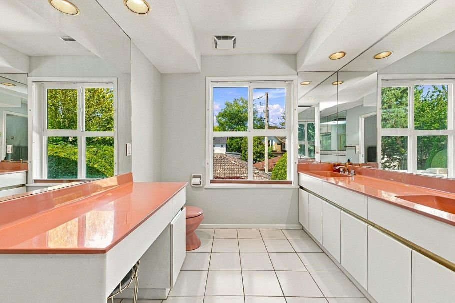 1039 W 29th Avenue Vancouver, BC - 24