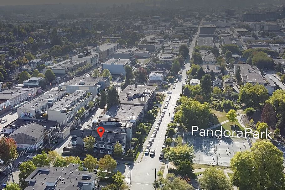 329 Garden Drive Vancouver, BC - 14
