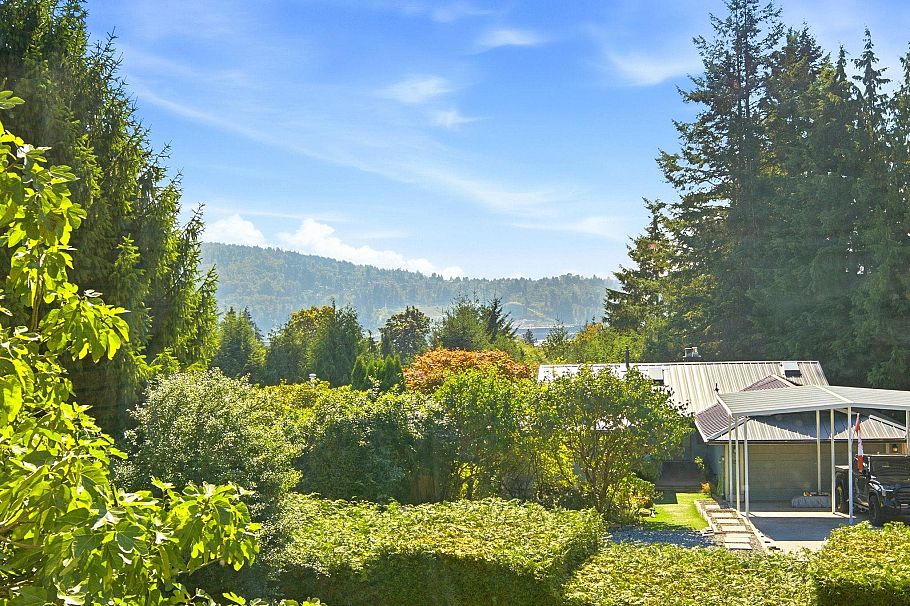 4148 Fairway Place North Vancouver, BC - 11