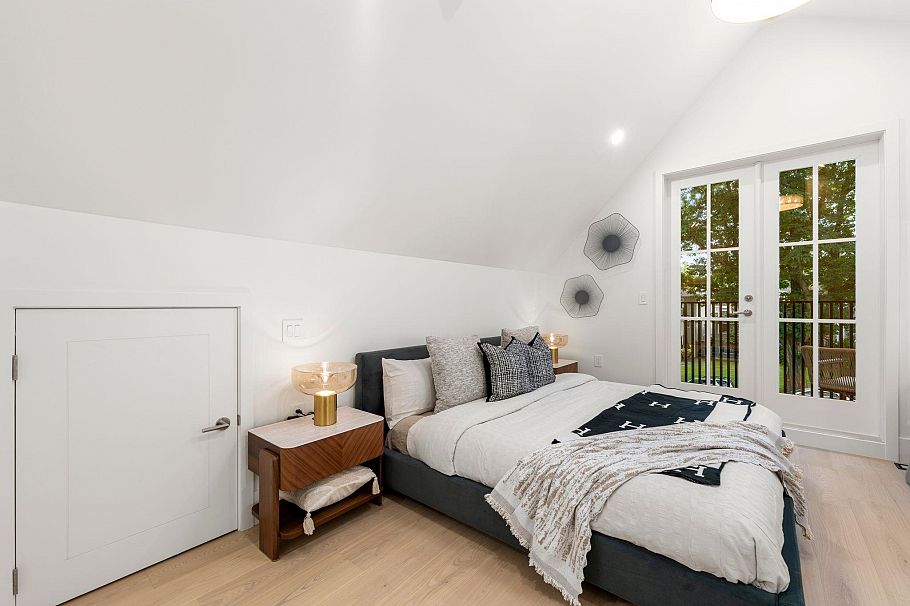 1 2735 Eton Street Vancouver, BC - 31