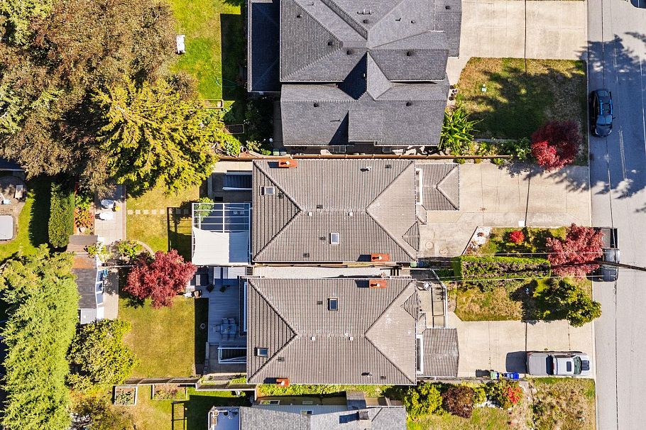 1154 Harold Road North Vancouver, BC - 38