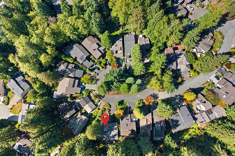 5520 Huckleberry Lane North Vancouver, BC - 38