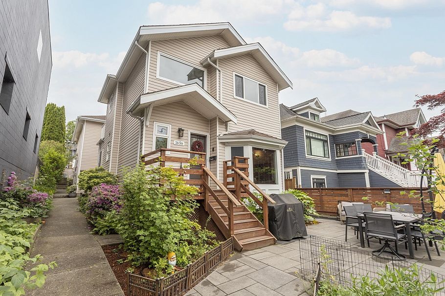 1678 E 13th Avenue Vancouver, BC - 33