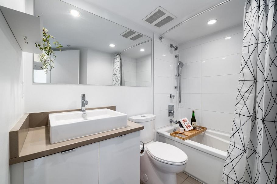 109 453 E 16th Avenue Vancouver, BC - 21