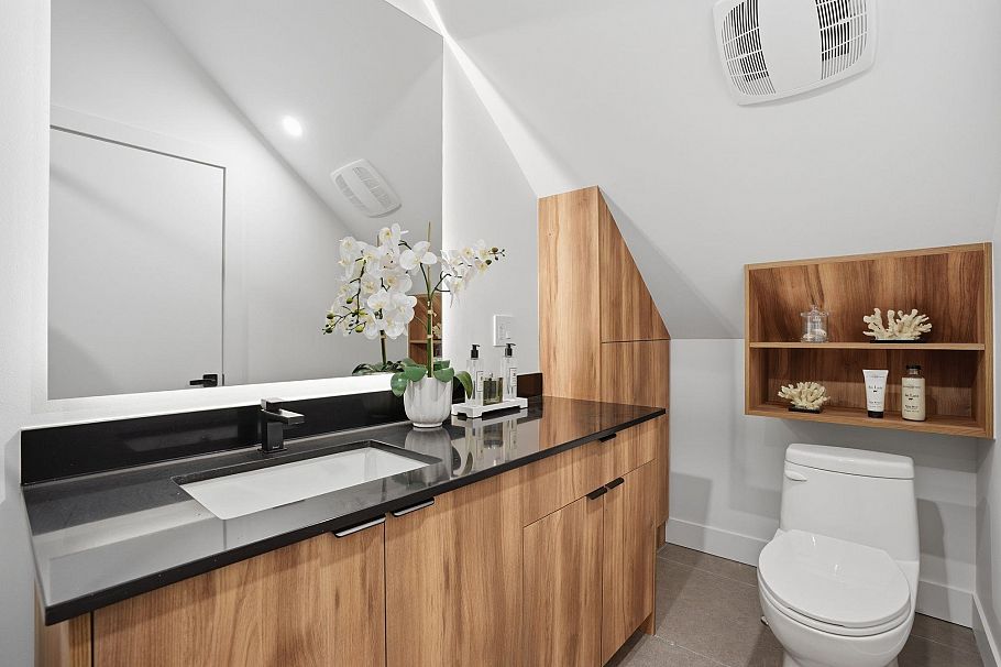 1 2438 E 20th Avenue Vancouver, BC - 28