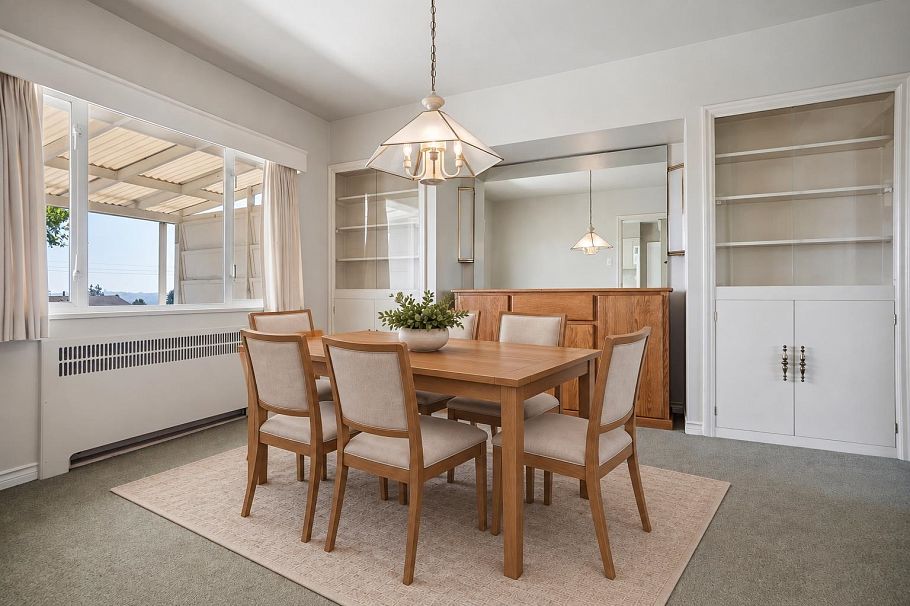 657 E Keith Road North Vancouver, BC - 7