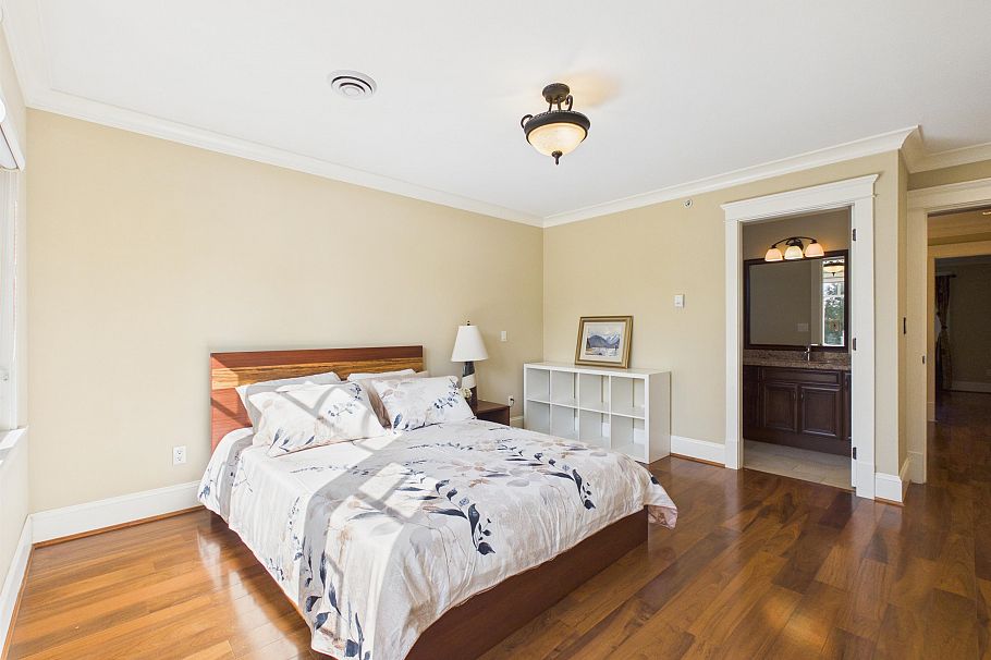 3575 W 38th Avenue Vancouver, BC - 26