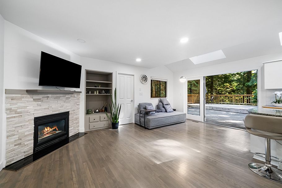 5520 Huckleberry Lane North Vancouver, BC - 11