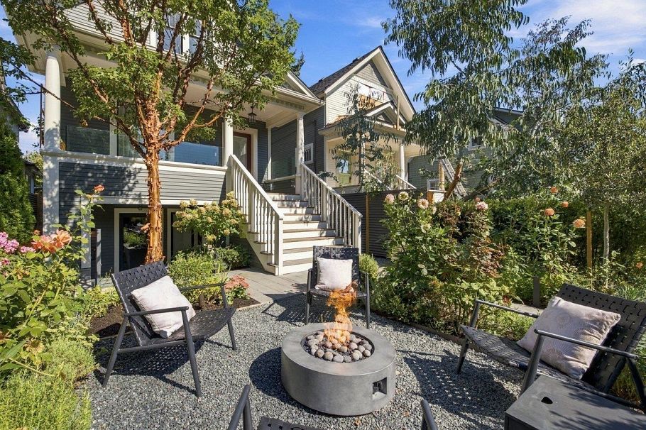 279 E 18th Avenue Vancouver, BC - 2