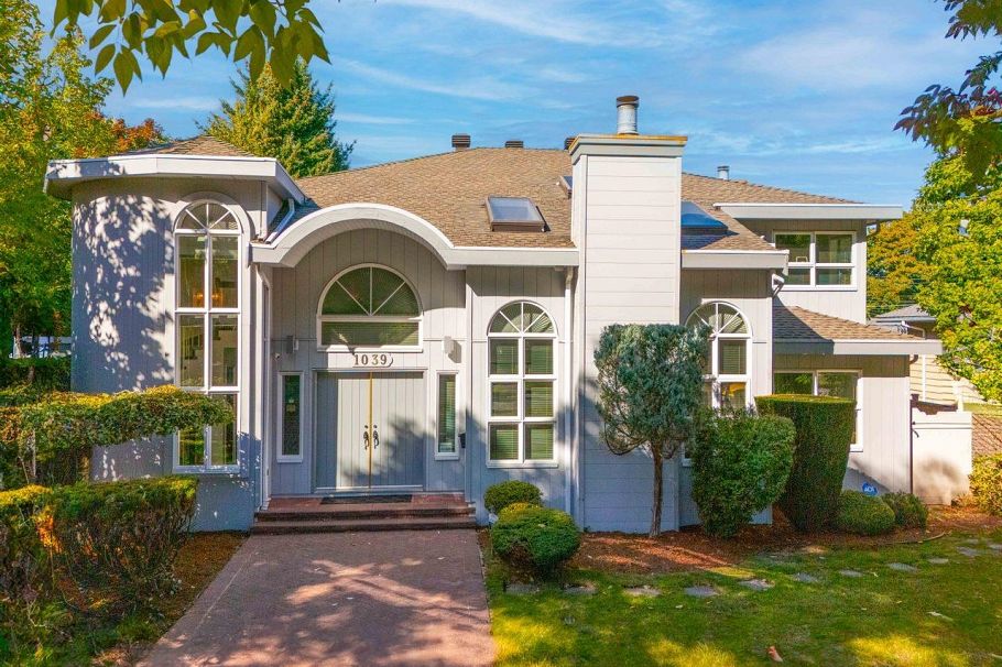 1039 W 29th Avenue Vancouver, BC - 35