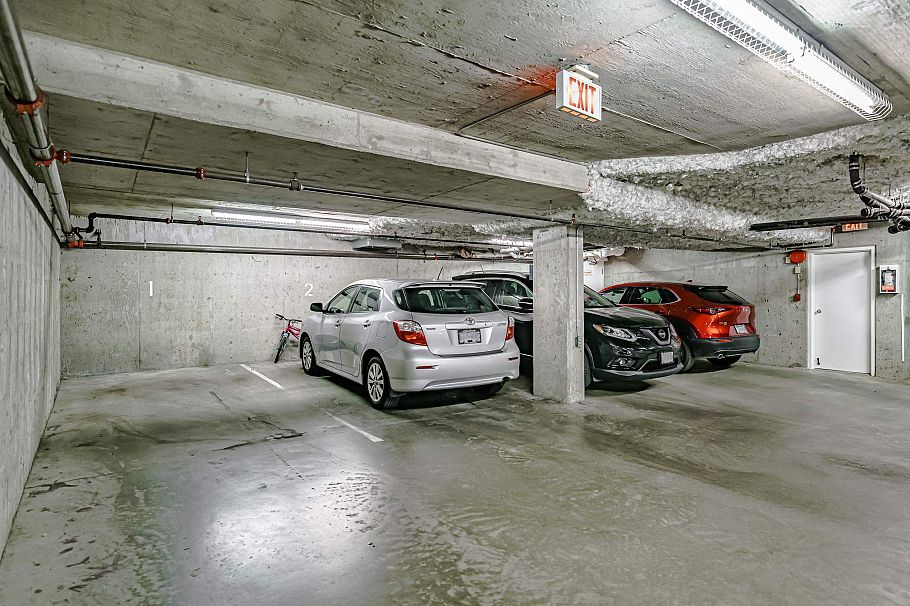 1 1328 W 73rd Avenue Vancouver, BC - 23