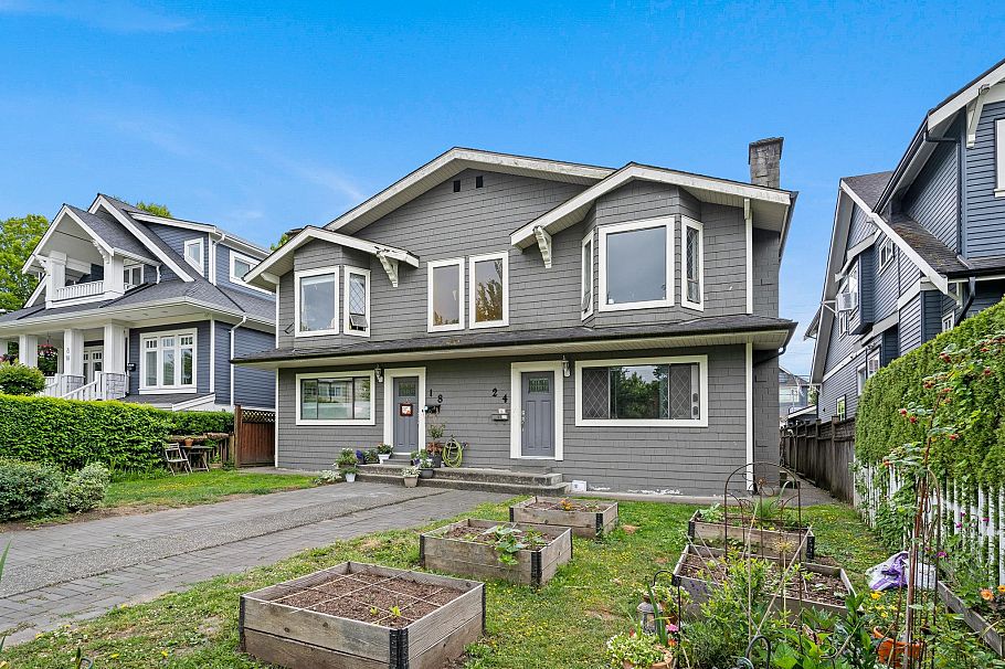 18-24 W 16th Avenue Vancouver, BC - 1