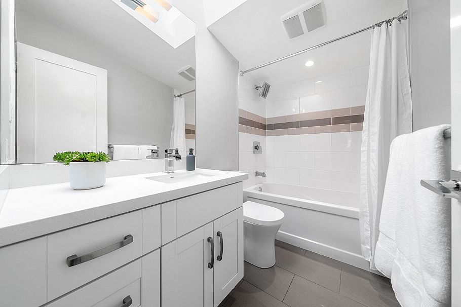 4505 Lions Avenue North Vancouver, BC - 19