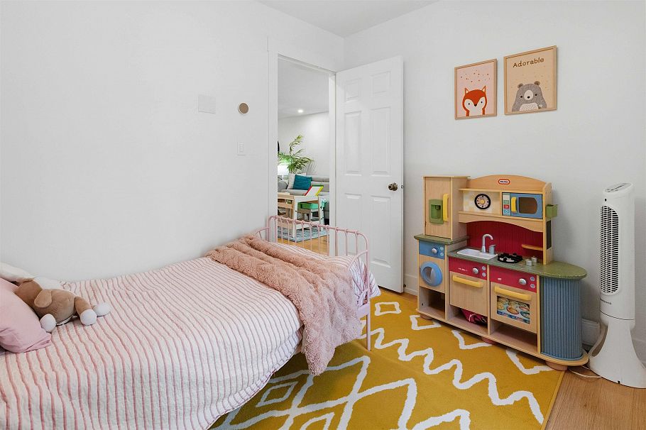 208 1422 E 3rd Avenue Vancouver, BC - 17