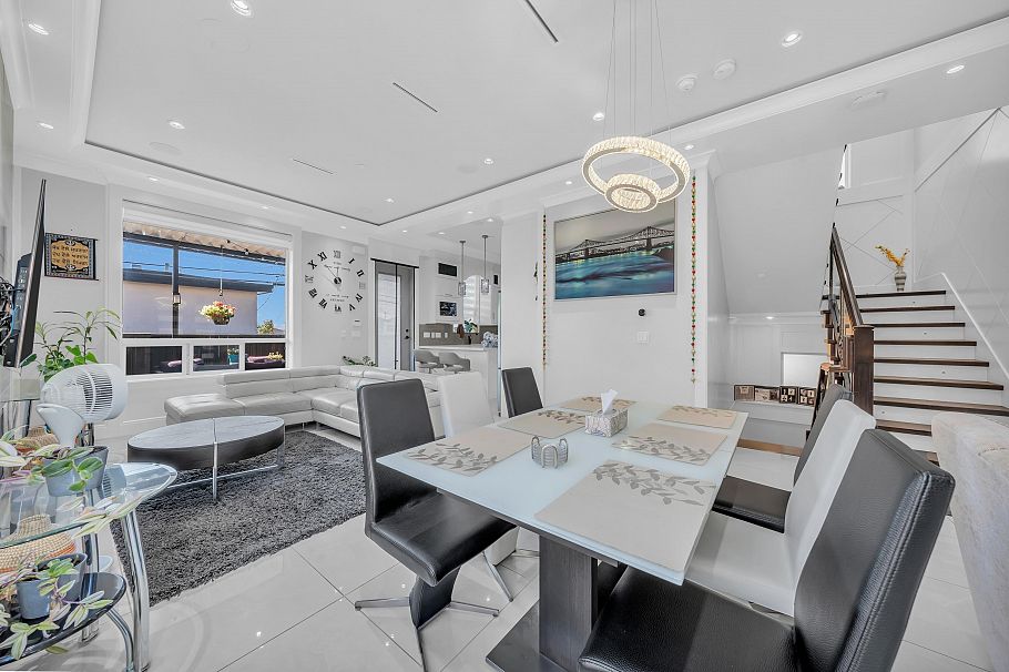 768 E 58th Avenue Vancouver, BC - 13