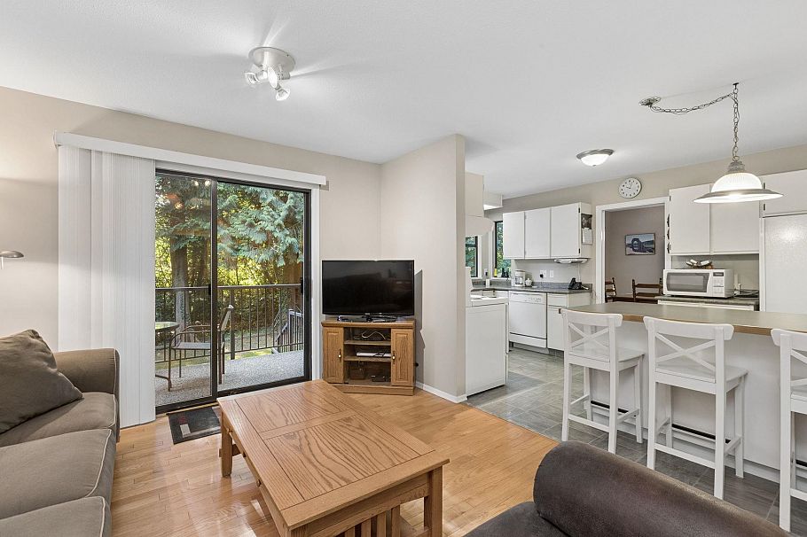 2102 Kirkstone Place North Vancouver, BC - 14