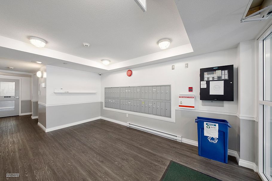 301 8989 Hudson Street Vancouver, BC - 19