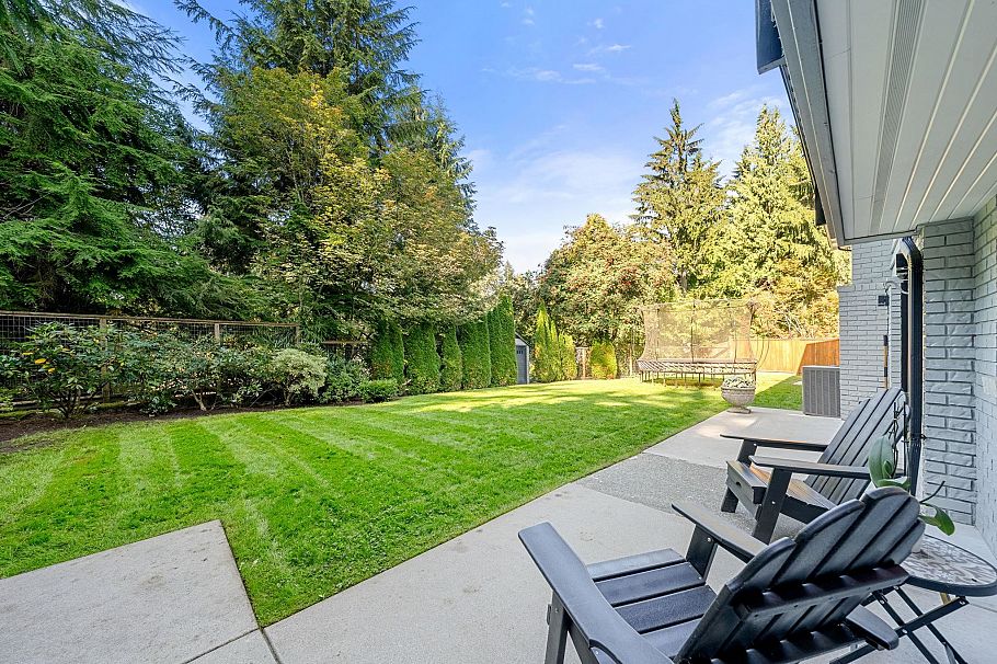 4505 Lions Avenue North Vancouver, BC - 31