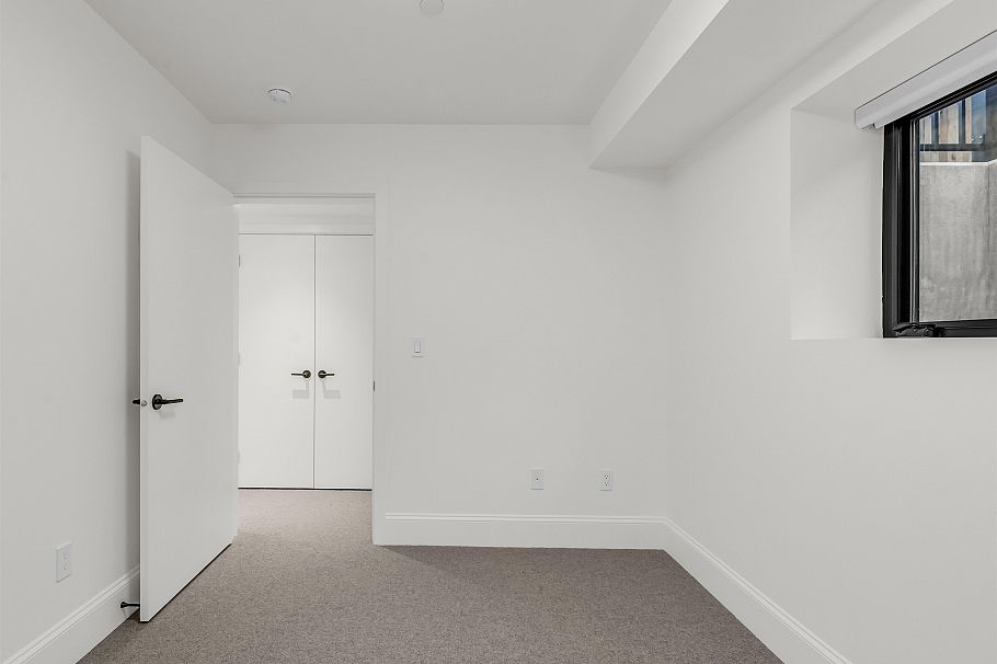 2 4088 Maple Crescent Vancouver, BC - 32