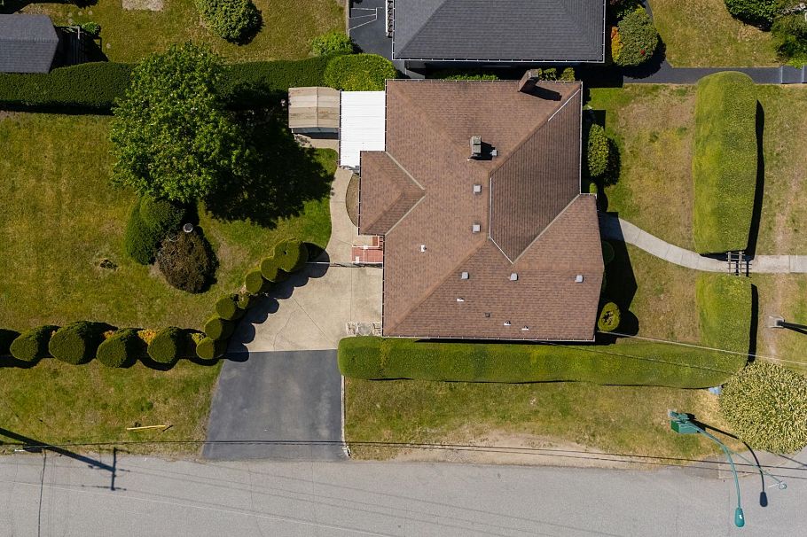 657 E Keith Road North Vancouver, BC - 28