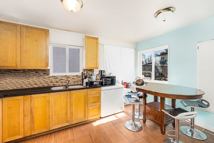 4766 Gothard Street Vancouver, BC - 6