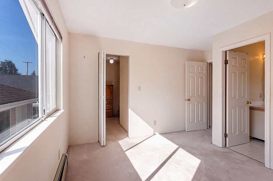 1678 E 13th Avenue Vancouver, BC - 16