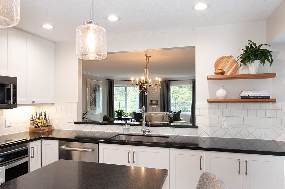 706 1500 Ostler Court North Vancouver, BC - 7