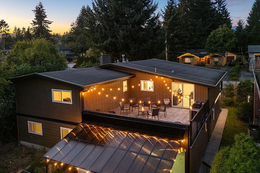 2763 Violet Street North Vancouver, BC - 19