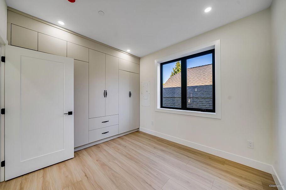 1 2636 Mcgill Street Vancouver, BC - 21