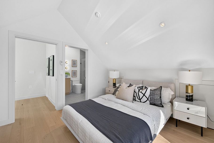 2 58 E 40th Avenue Vancouver, BC - 37