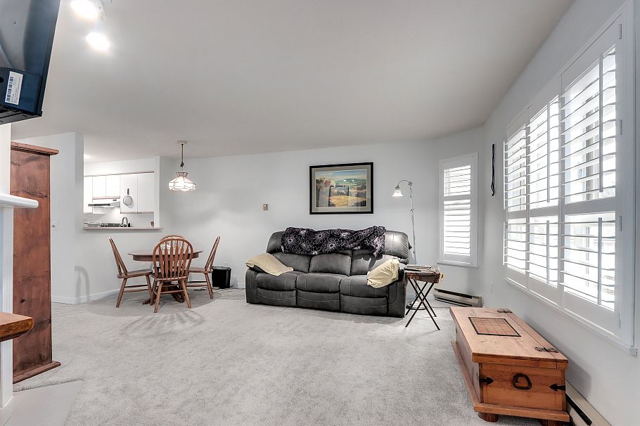 205 1535 Chesterfield Avenue North Vancouver, BC - 10
