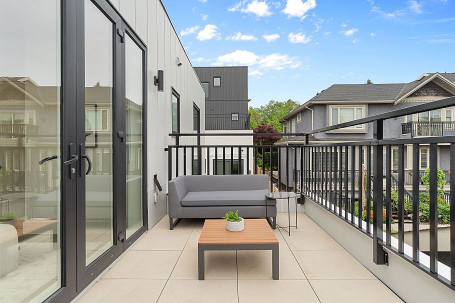 948 W 57th Avenue Vancouver, BC - 20