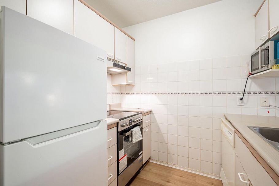 105 2195 W 5th Avenue Vancouver, BC - 20