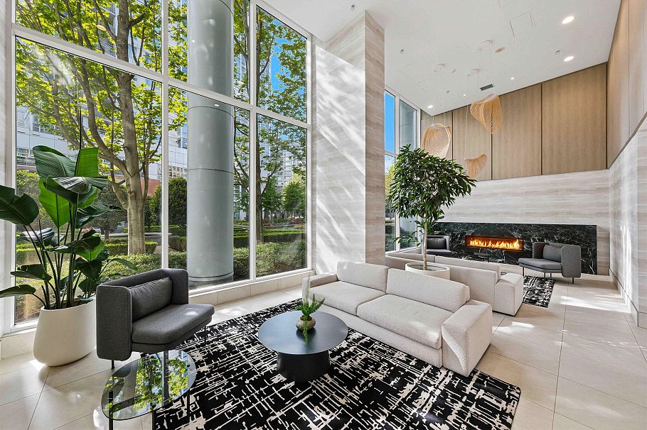 2908 193 Aquarius Mews Vancouver, BC - 31