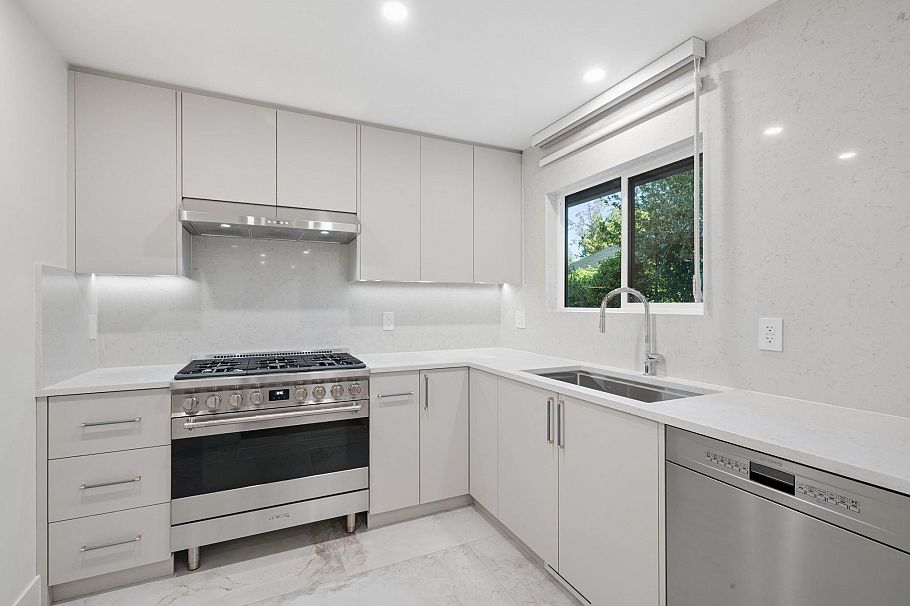3980 Cartier Street Vancouver, BC - 9