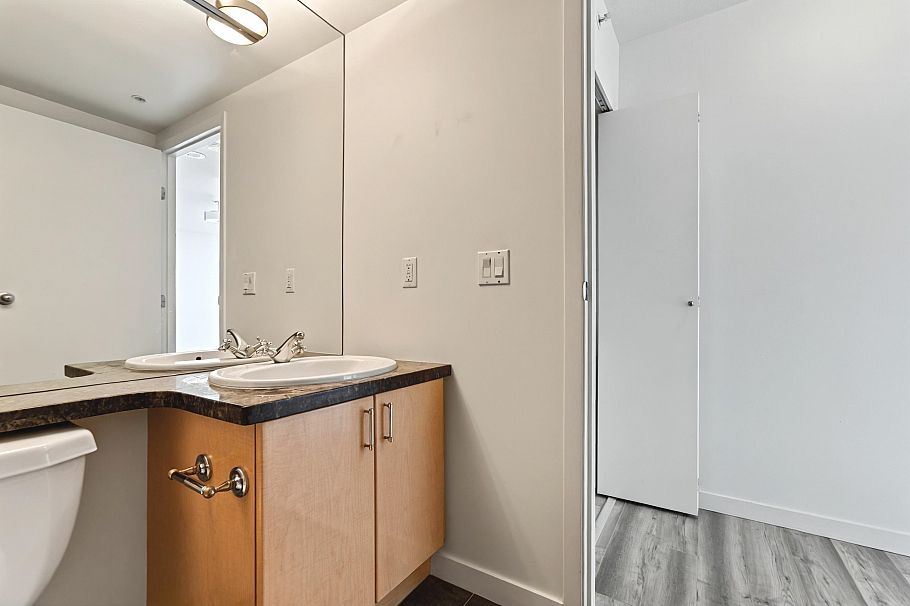 1005 193 AQUARIUS MEWS, Vancouver BC V6Z 2Y3 Vancouver, BC - 30