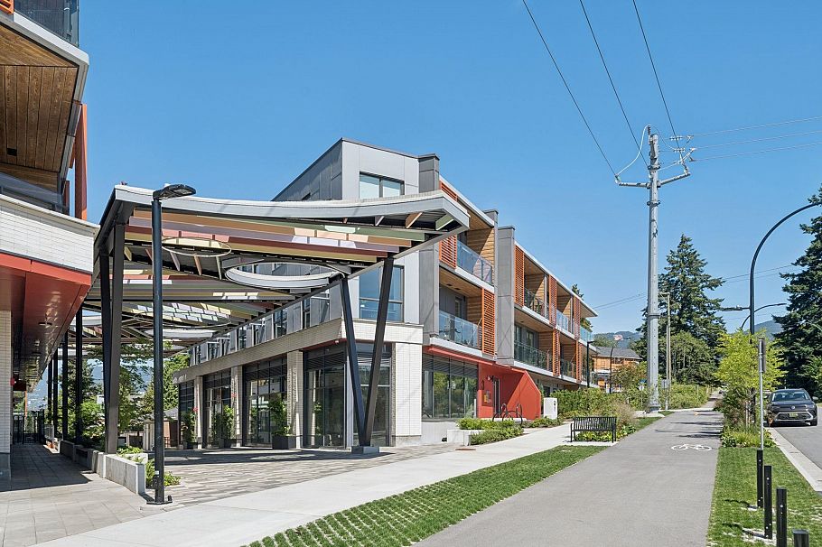 204 333 St. Davids Avenue North Vancouver, BC - 35