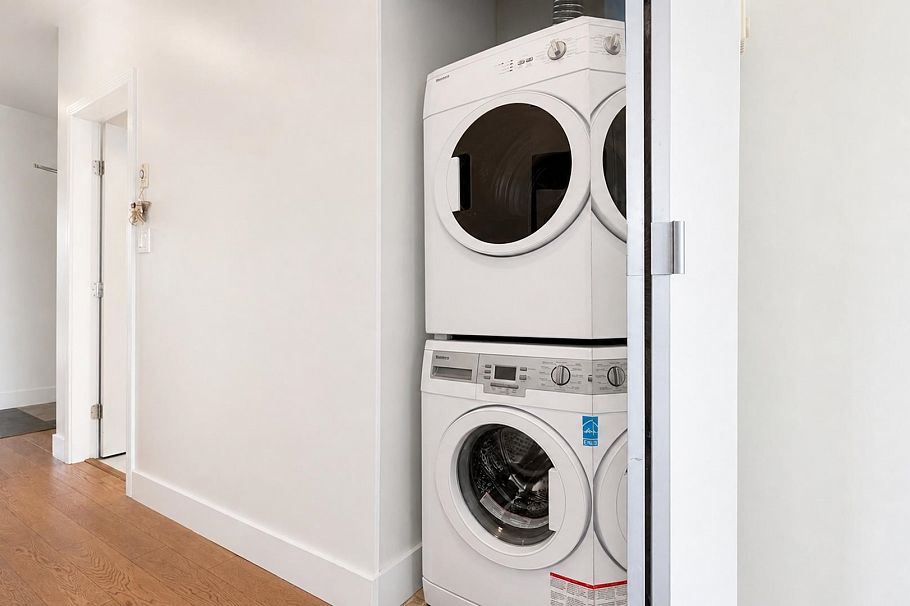 701 1228 W Hastings Street Vancouver, BC - 16