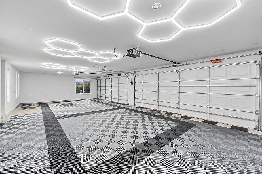 2483 W 22nd Avenue Vancouver, BC - 38