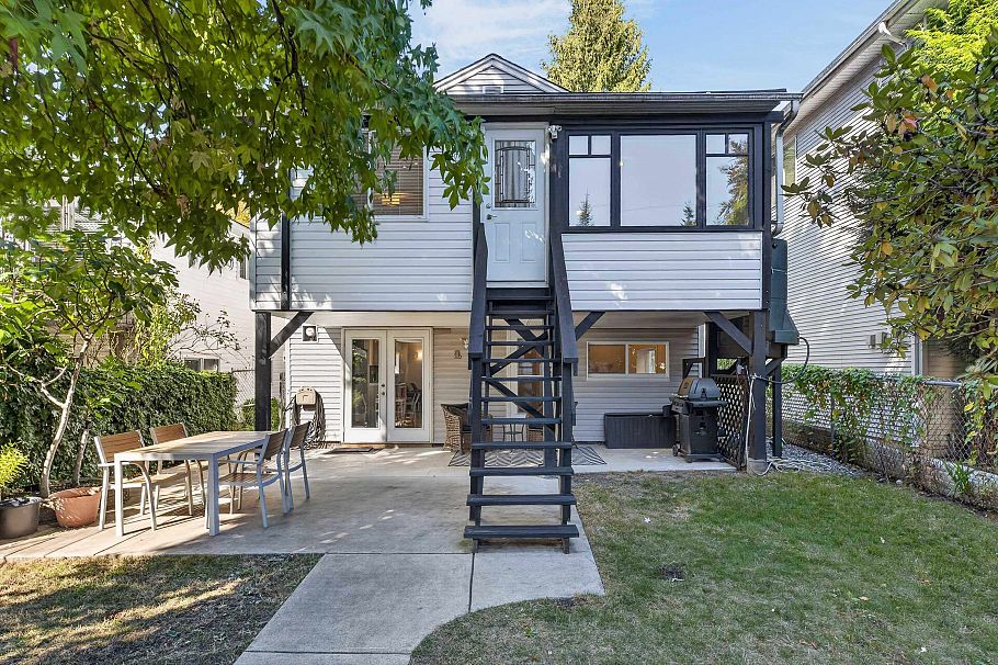 2218 E 11th Avenue Vancouver, BC - 39