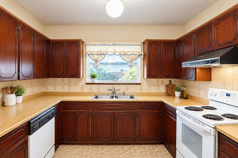 1025 E 22nd Avenue Vancouver, BC - 10