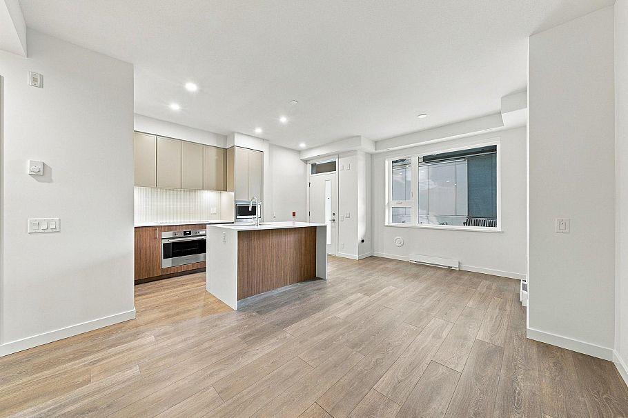 102 956 Lytton Street North Vancouver, BC - 6