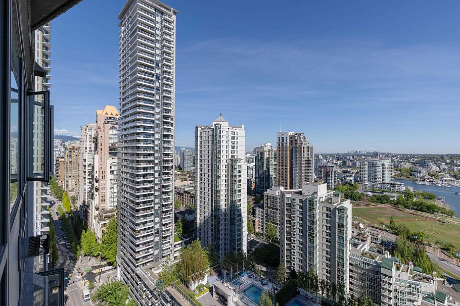 2410 501 Pacific Street Vancouver, BC - 19