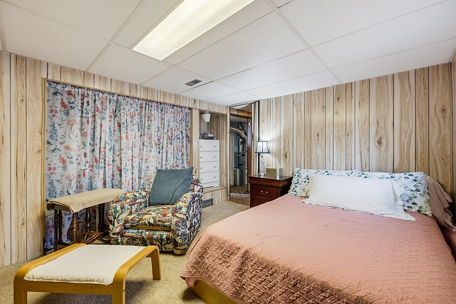 3587 Triumph Street Vancouver, BC - 29