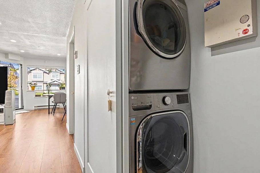 302 3638 Rae Avenue Vancouver, BC - 13