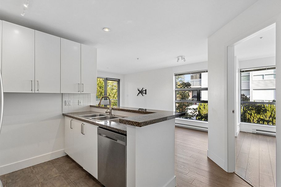 307 2680 Arbutus Street Vancouver, BC - 21
