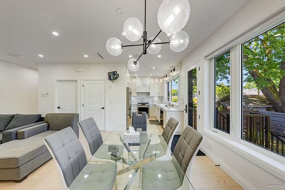 2 683 W 19th Avenue Vancouver, BC - 11